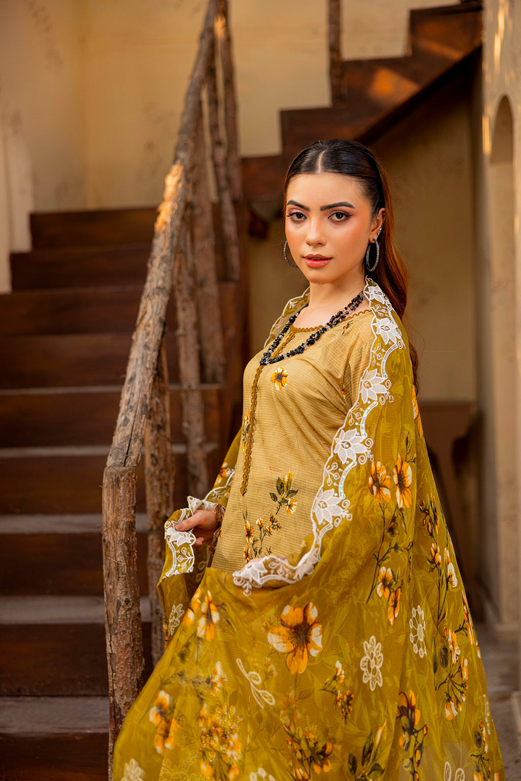 3 PIECE - EMBROIDERED UNSTITCHED LAWN SUIT
