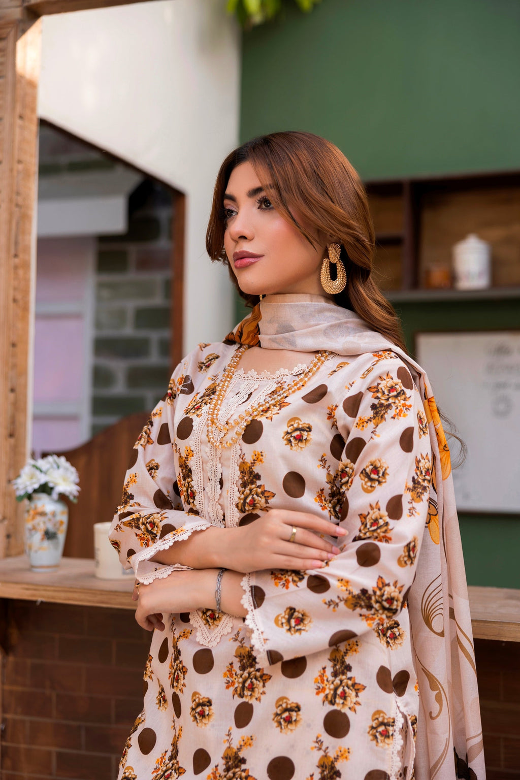 Platinum Print Lawn D-1 BIN NAEEM
