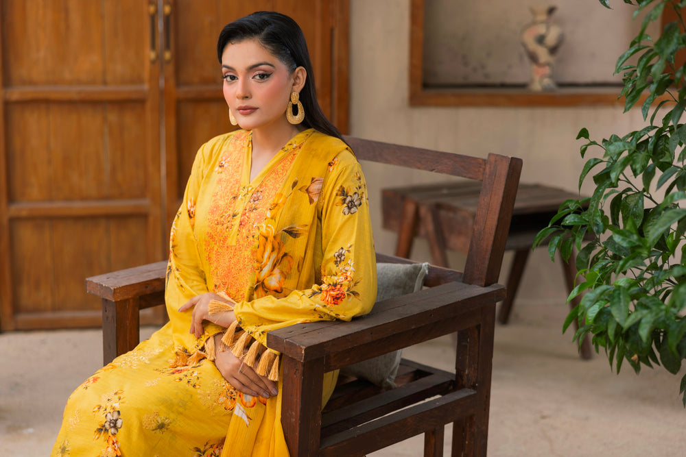 3 PIECE - UNSTITCHED EMBROIDERED LAWN SUIT
