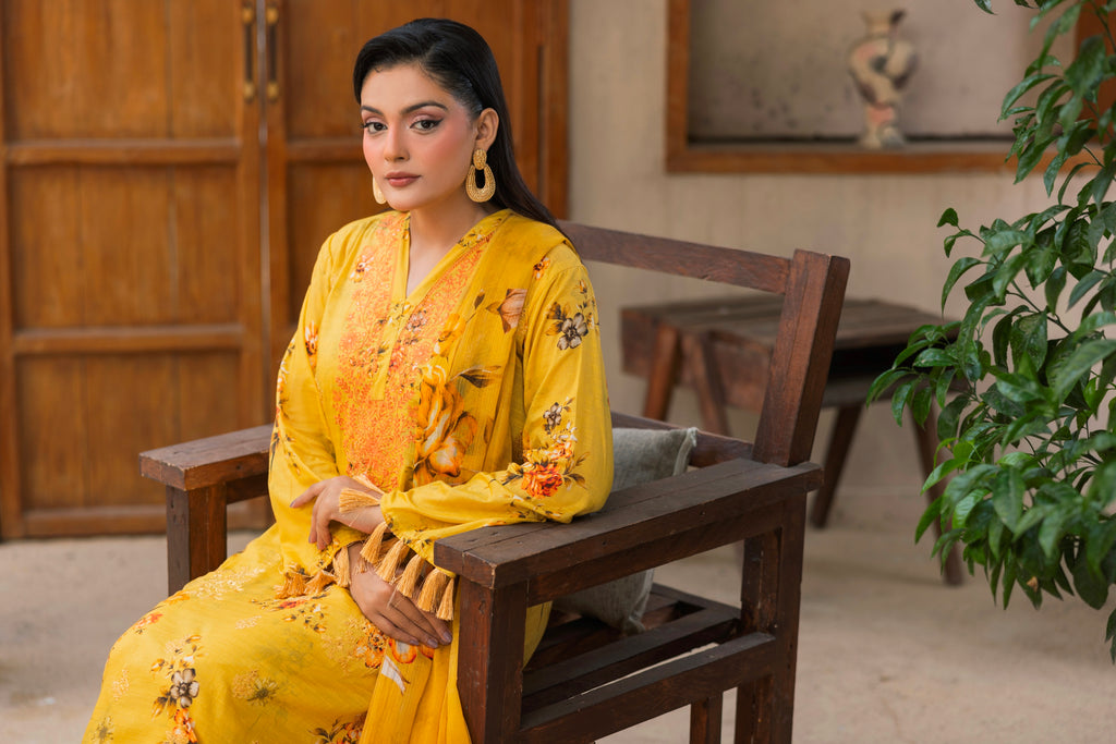 3 PIECE - UNSTITCHED EMBROIDERED LAWN SUIT