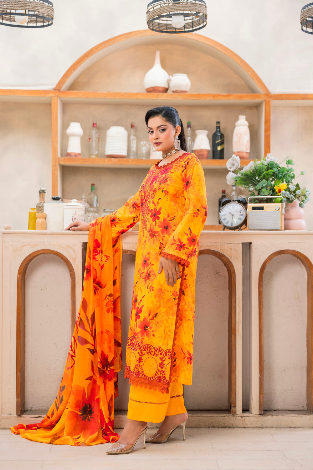 3 PIECE - UNSTITCHED EMBROIDERED LAWN SUIT