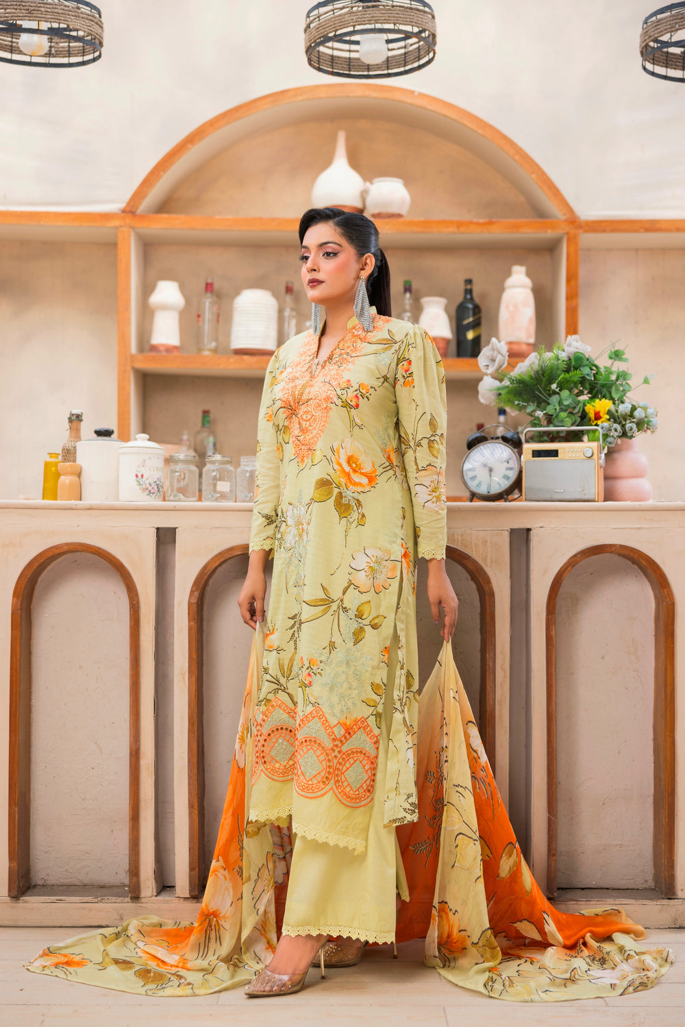 3 PIECE - UNSTITCHED EMBROIDERED LAWN SUIT