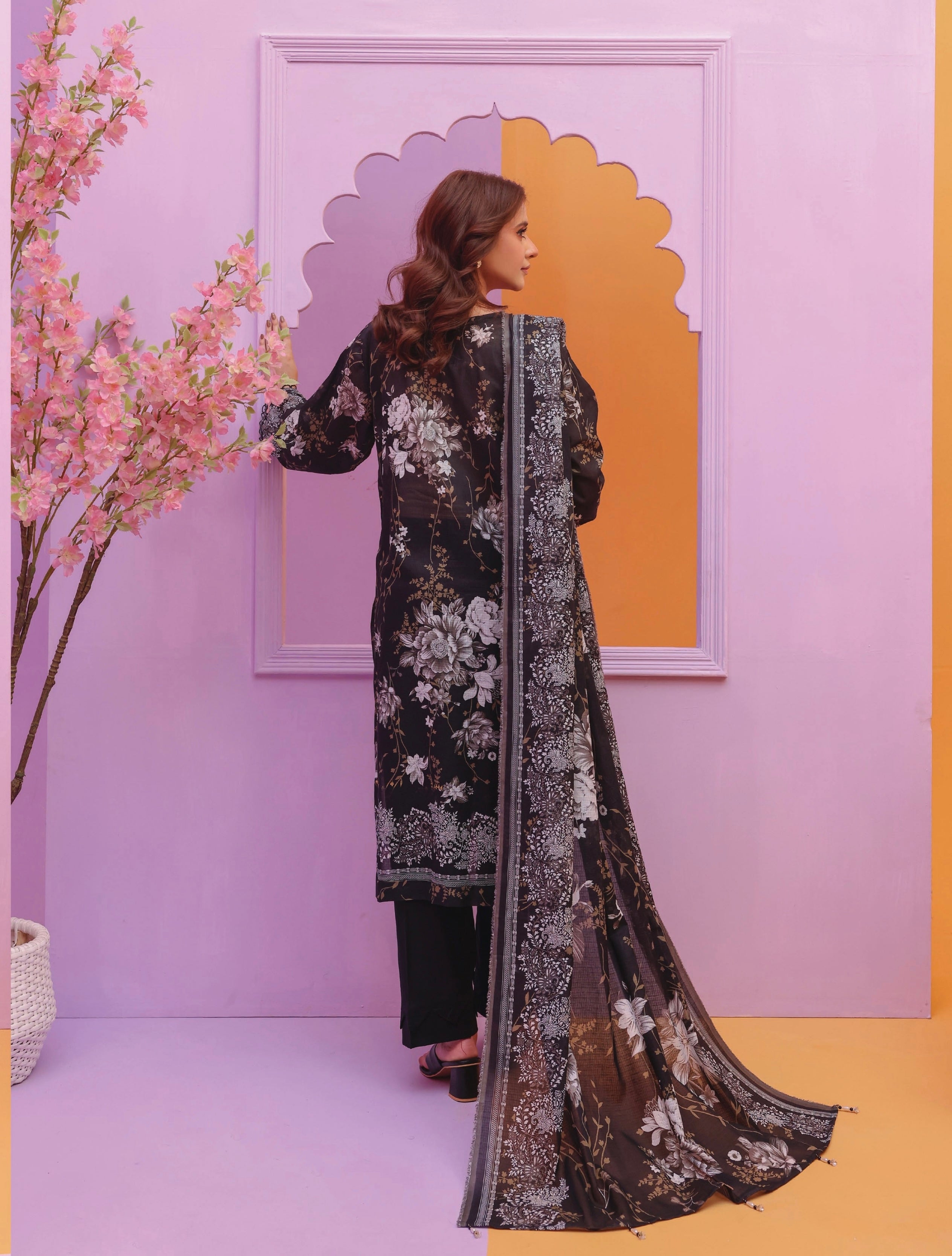 3 PIECE - EMBROIDERED LAWN SUIT