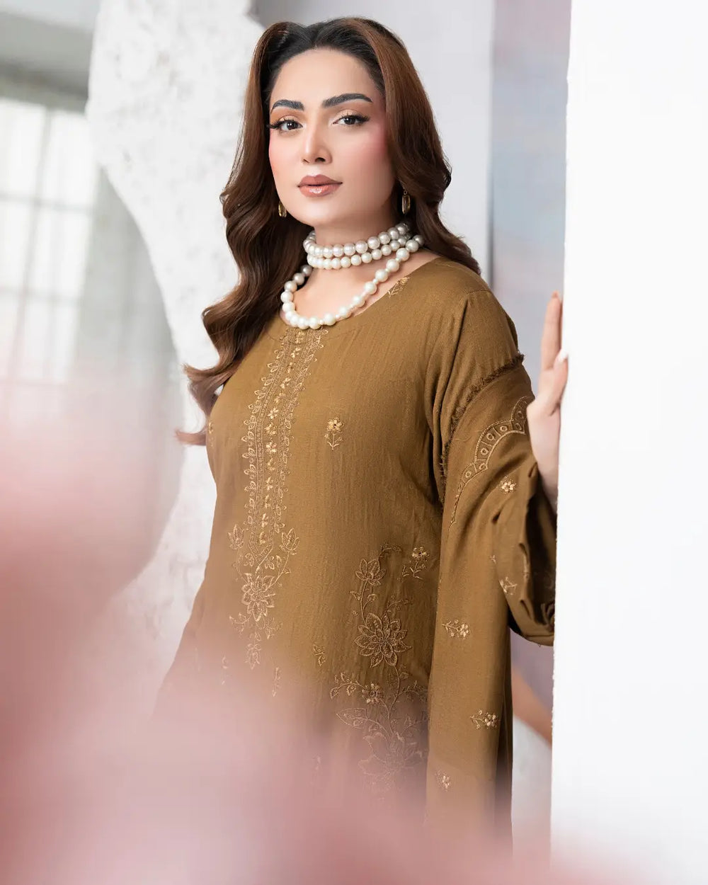 Aura Embroidery 3-Piece