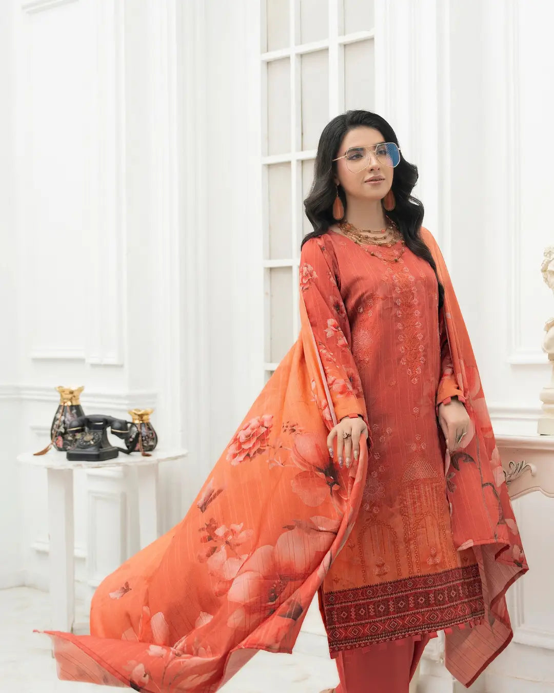 VELVET CHAMKI DHANAK EMBROIDED 3-PIECE