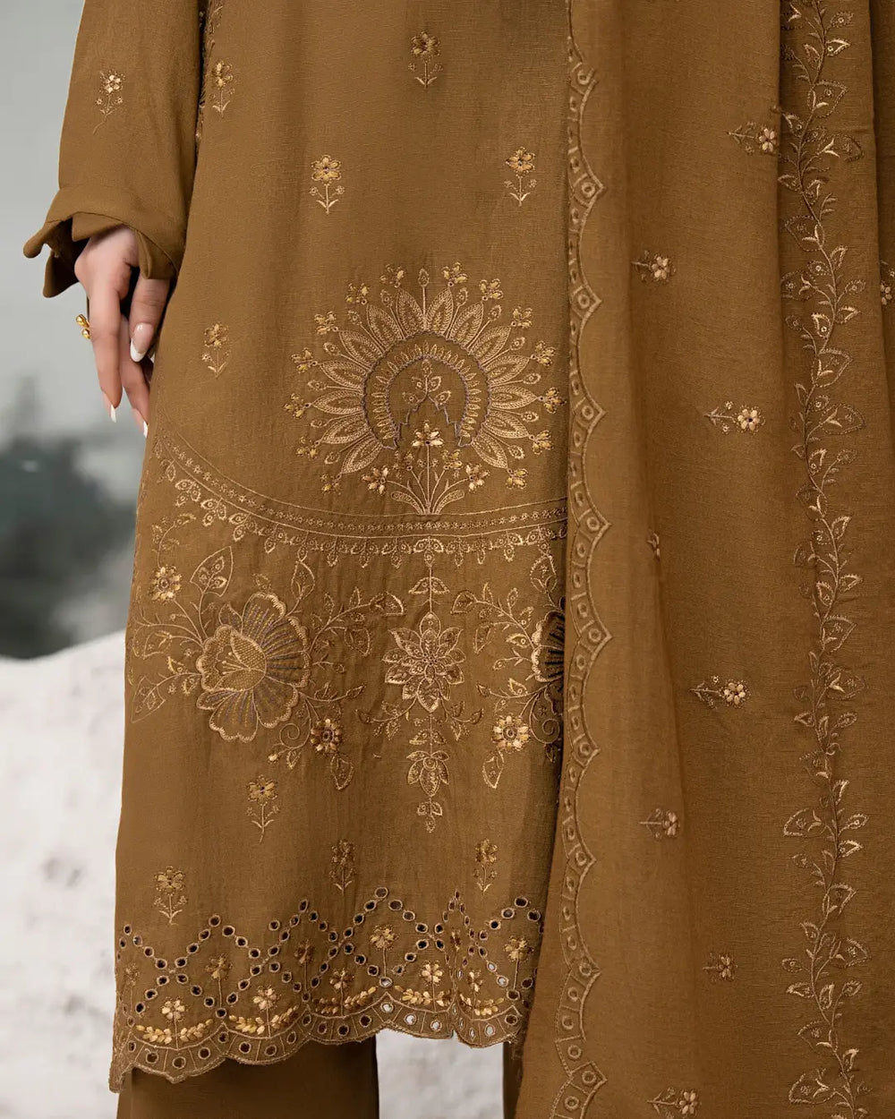 Aura Embroidery 3-Piece