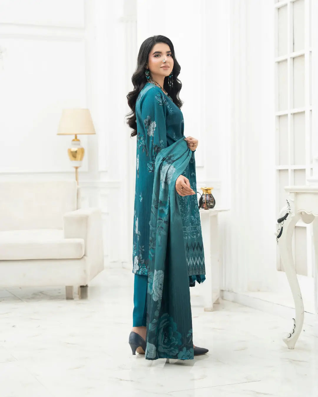 VELVET CHAMKI DHANAK EMBROIDED 3-PIECE