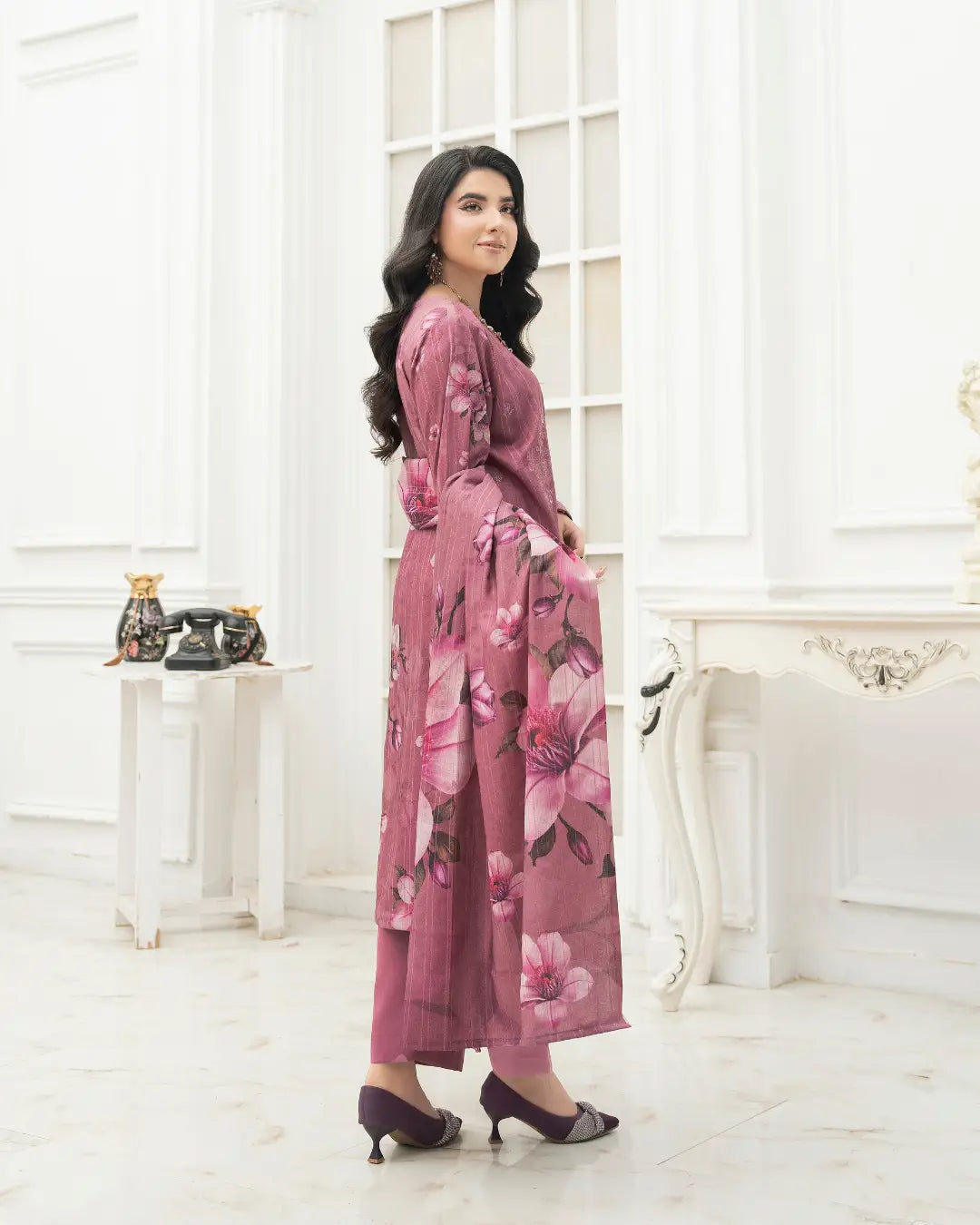 VELVET CHAMKI DHANAK EMBROIDED 3-PIECE