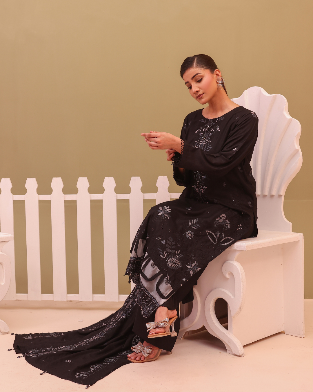 SHEEN LUXE 3PC EMBROIDERED WITH READY TO WEAR DUPATTA