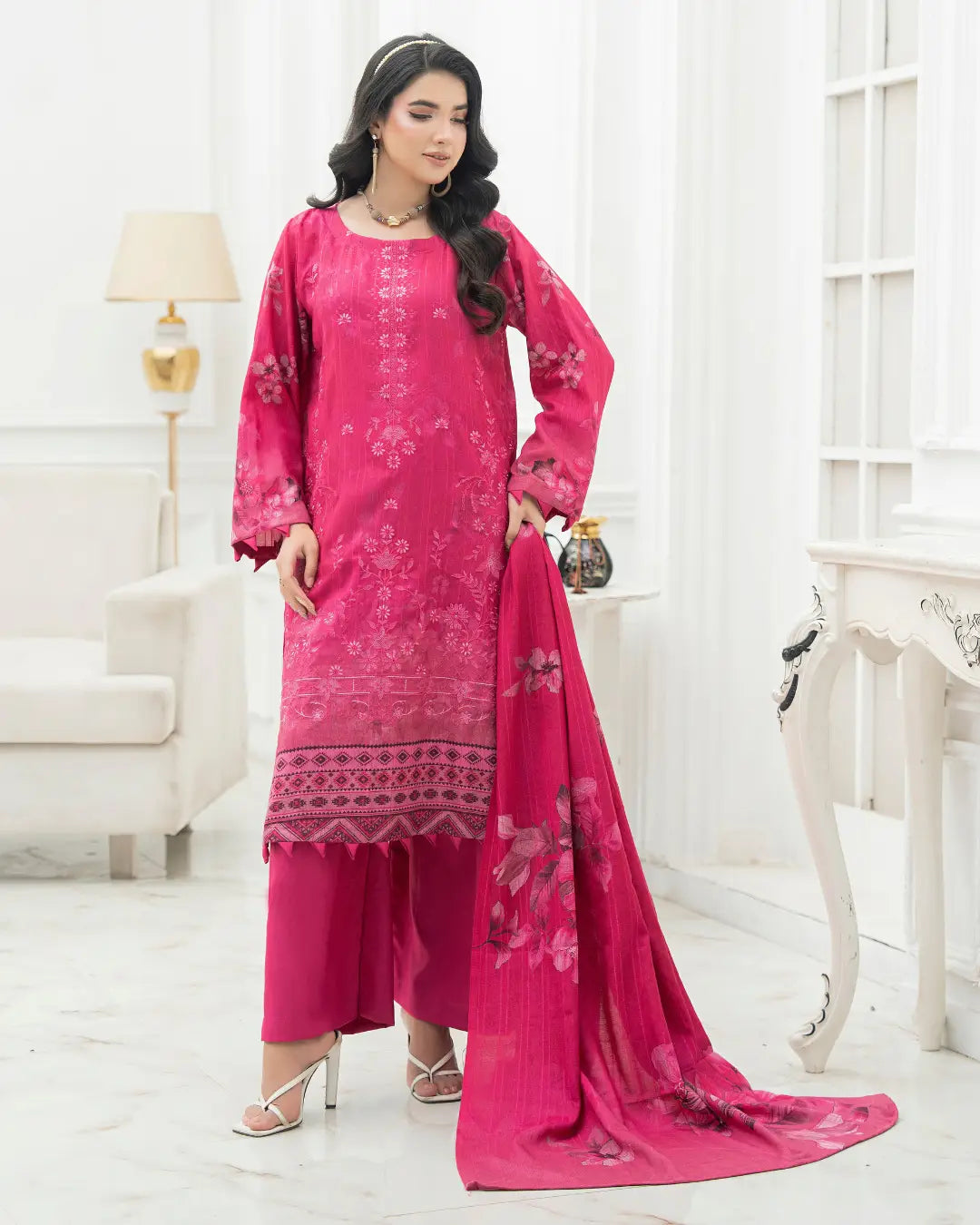 VELVET CHAMKI DHANAK EMBROIDED 3-PIECE
