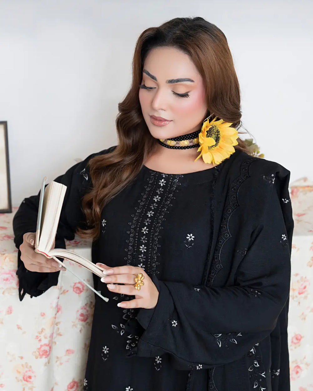 Aura Embroidery 3-Piece