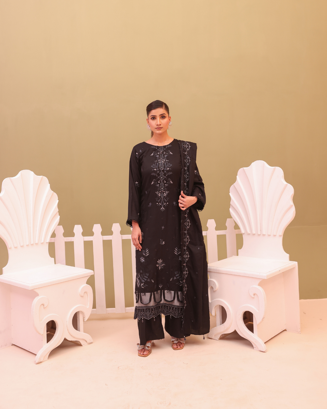 SHEEN LUXE 3PC EMBROIDERED WITH READY TO WEAR DUPATTA