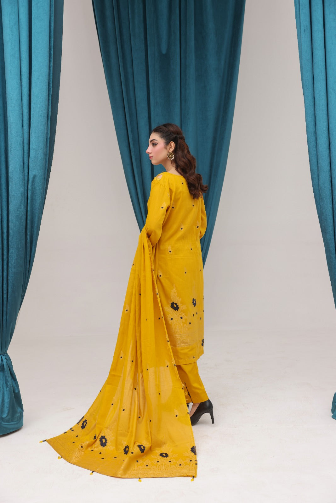 3 PIECE - JACQUARD LAWN SUIT