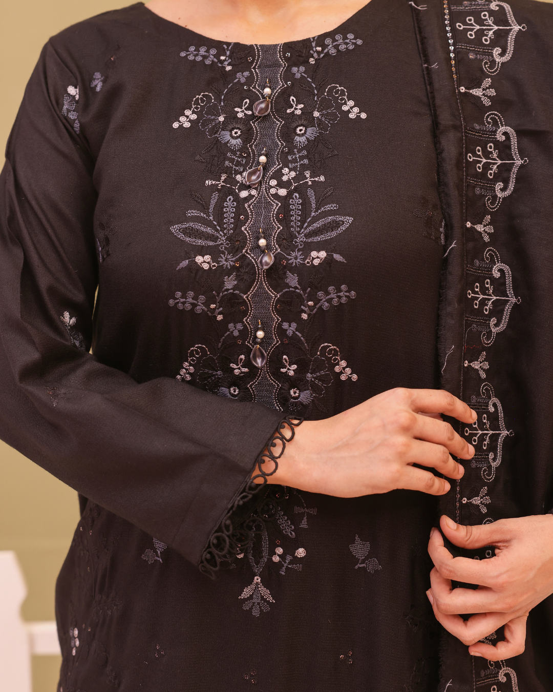 SHEEN LUXE 3PC EMBROIDERED WITH READY TO WEAR DUPATTA