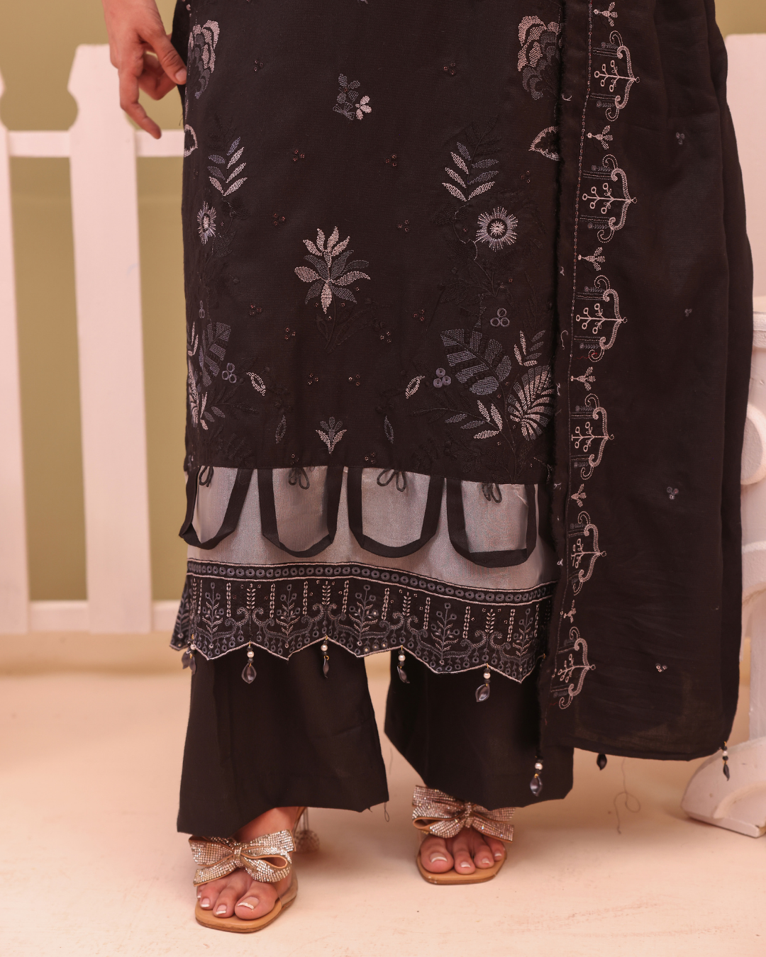 SHEEN LUXE 3PC EMBROIDERED WITH READY TO WEAR DUPATTA