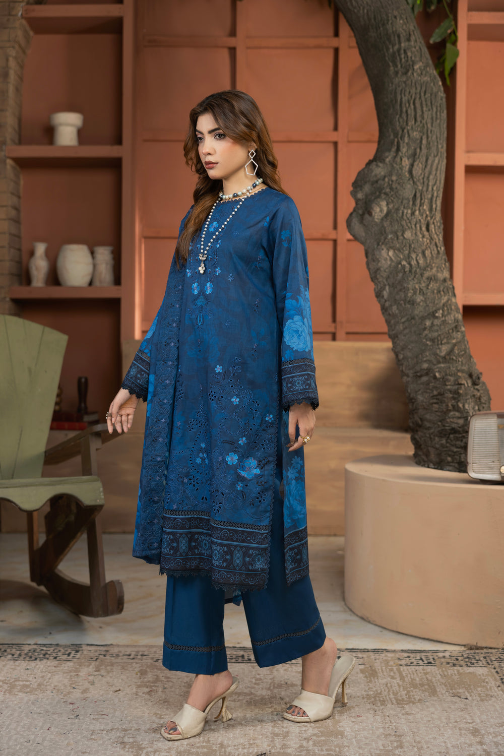 BIN NAEEM Royal Embroidery Vol-04 | 3 Piece Unstitched Cambric Suit