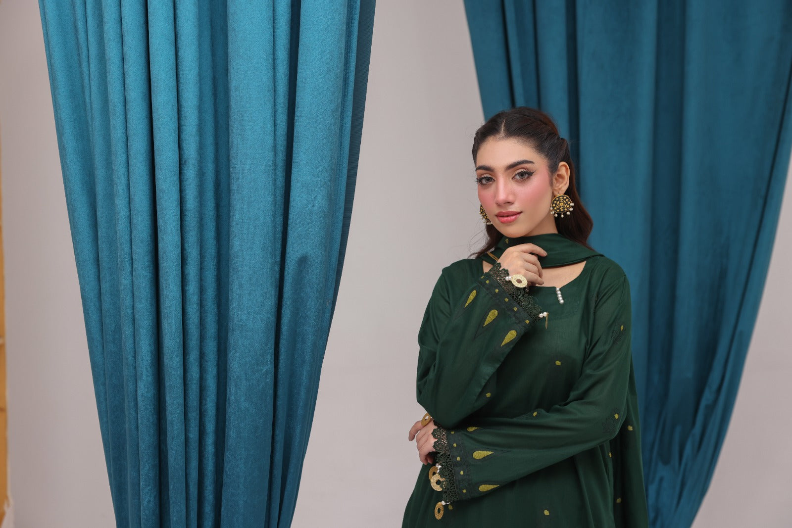 3 PIECE - JACQUARD LAWN SUIT