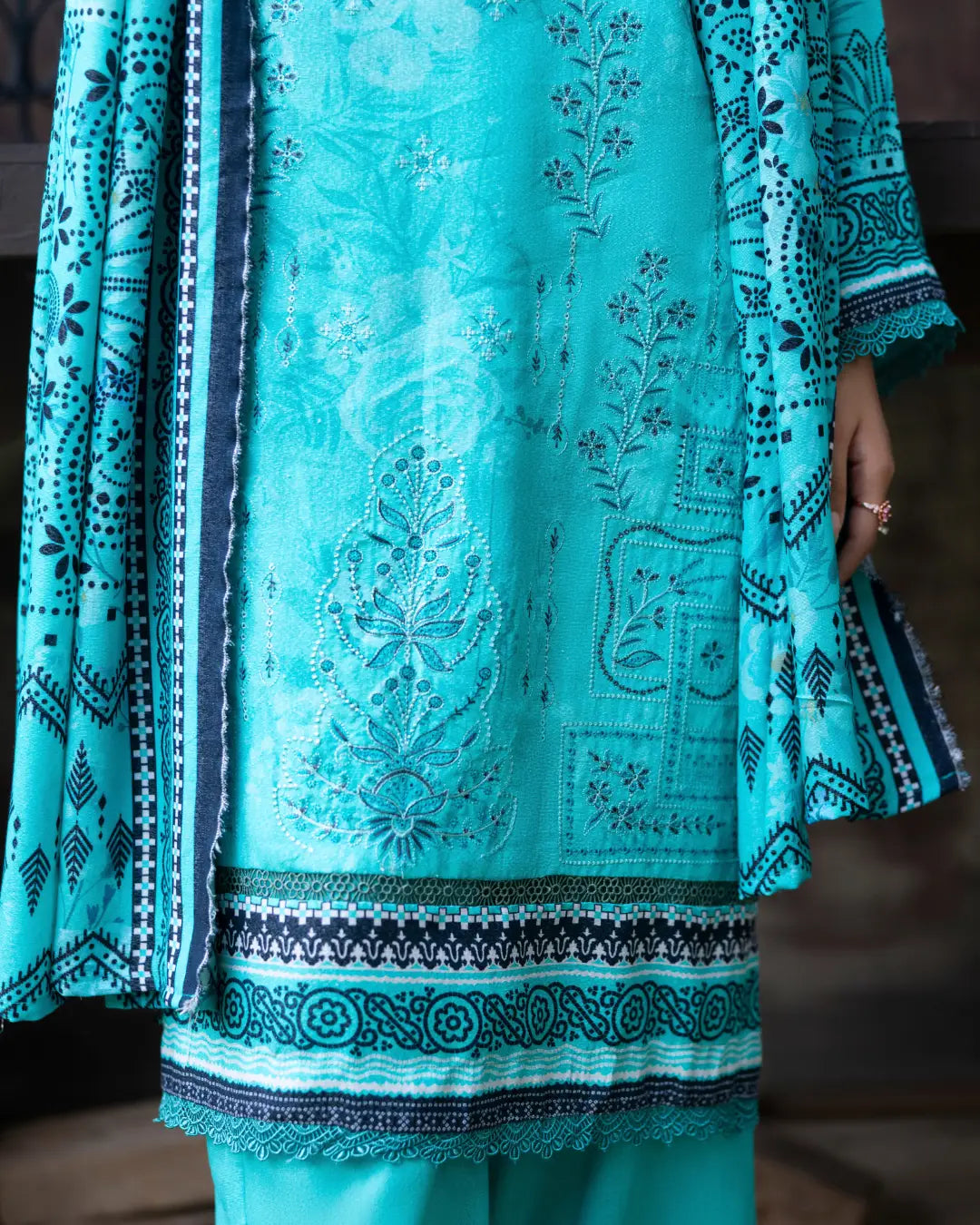 Azura Karandi 3-Piece