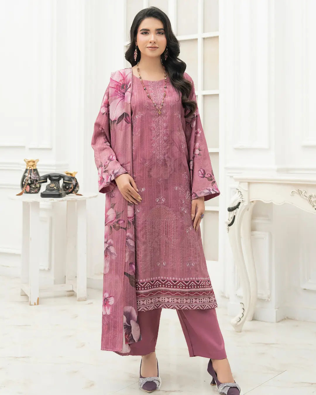 VELVET CHAMKI DHANAK EMBROIDED 3-PIECE