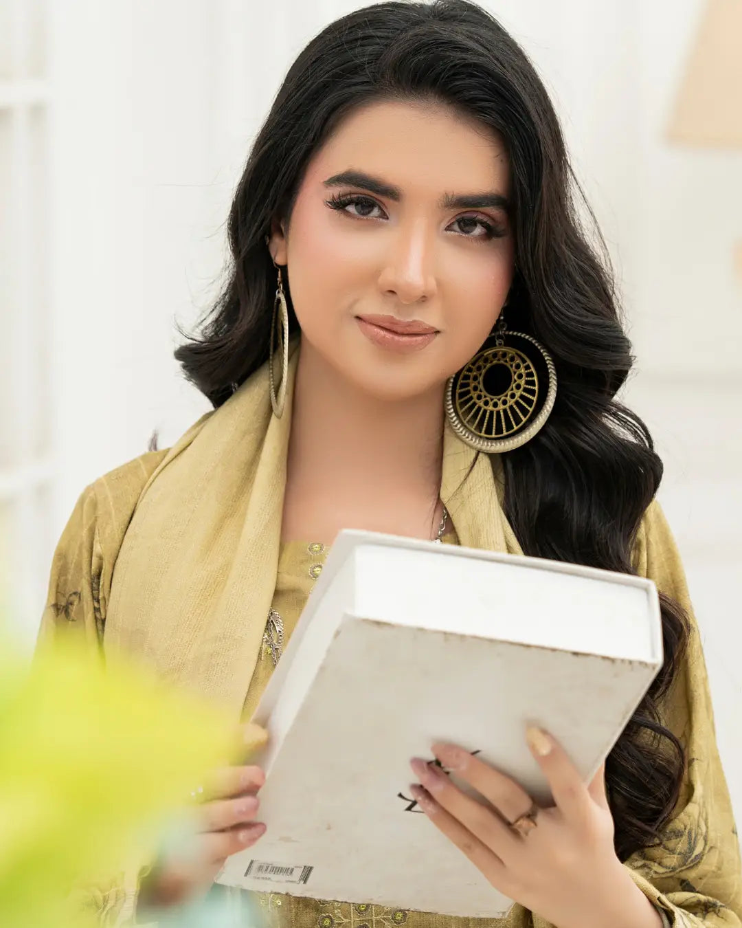 VELVET CHAMKI DHANAK EMBROIDED 3-PIECE