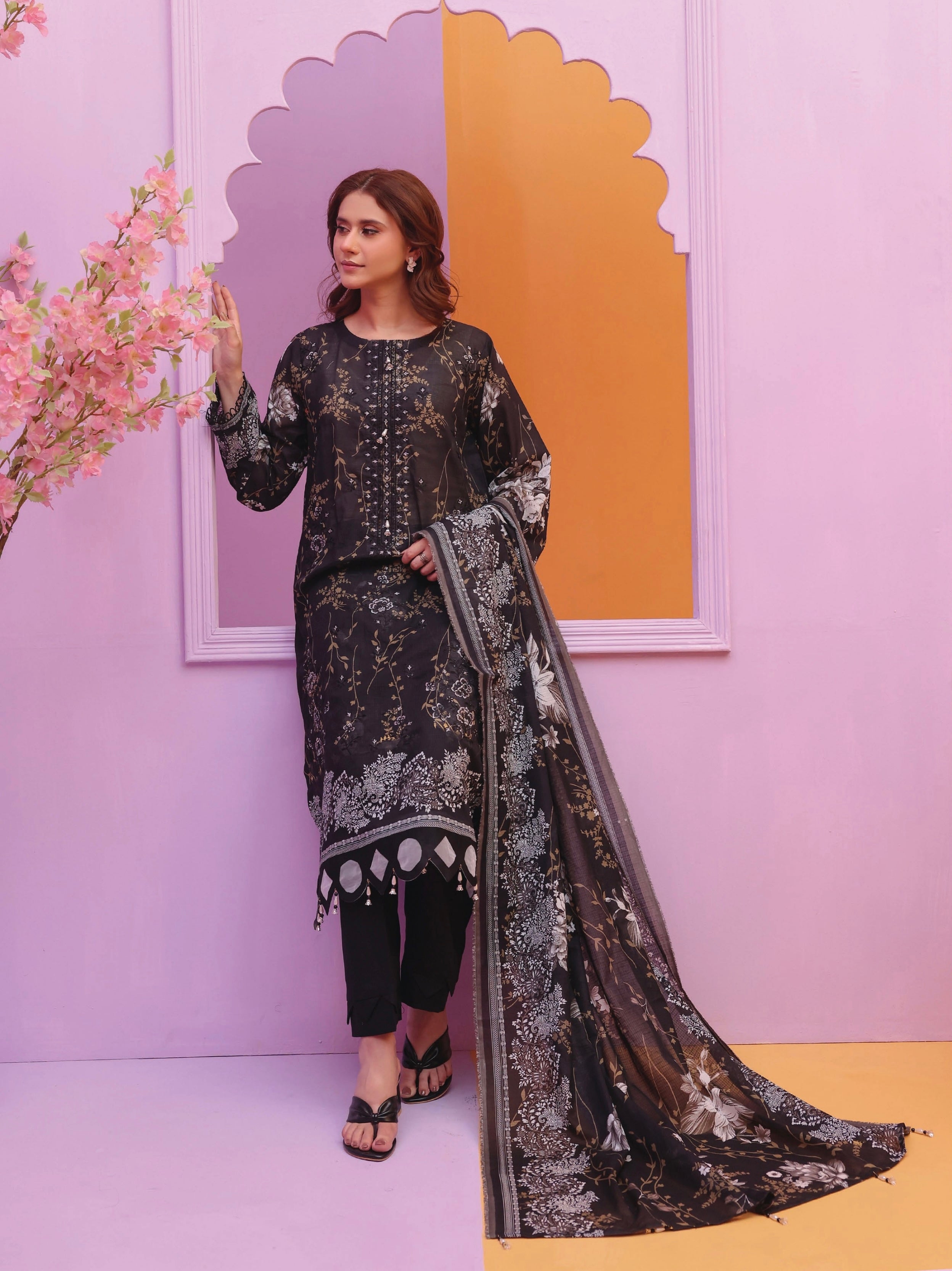 3 PIECE - EMBROIDERED LAWN SUIT