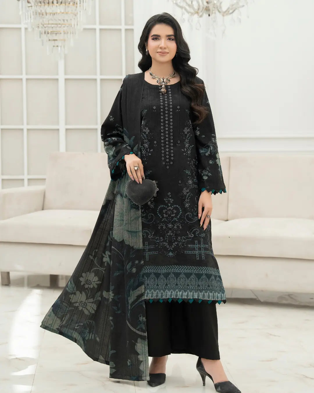 VELVET CHAMKI DHANAK EMBROIDED 3-PIECE