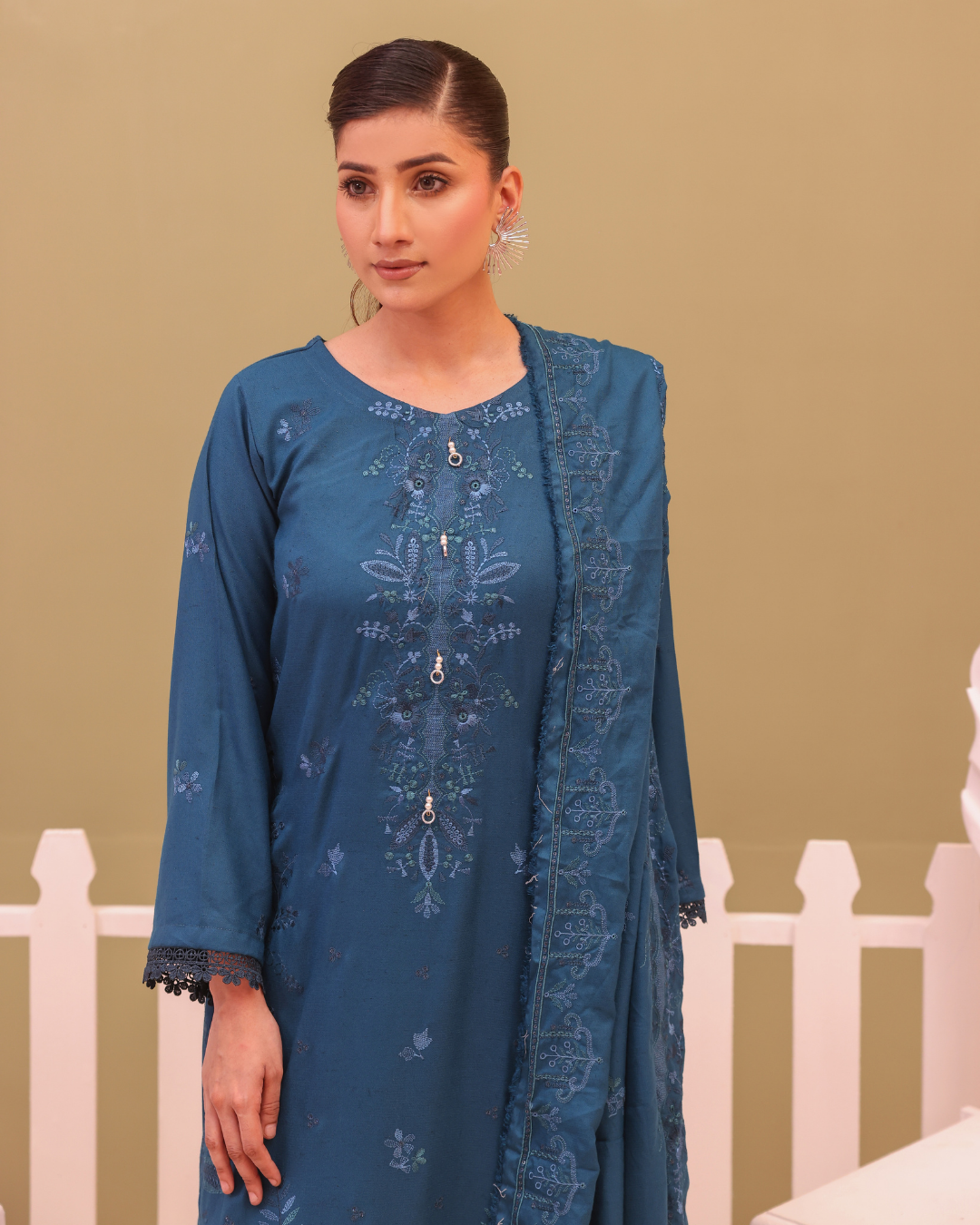 SHEEN LUXE 3PC EMBROIDERED WITH READY TO WEAR DUPATTA