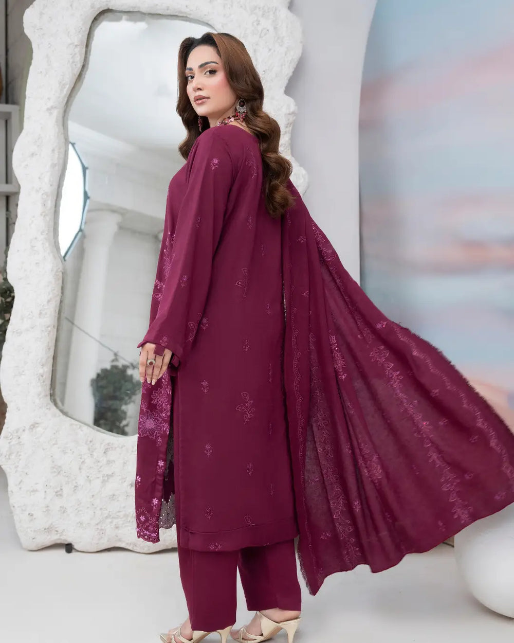 Aura Embroidery 3-Piece