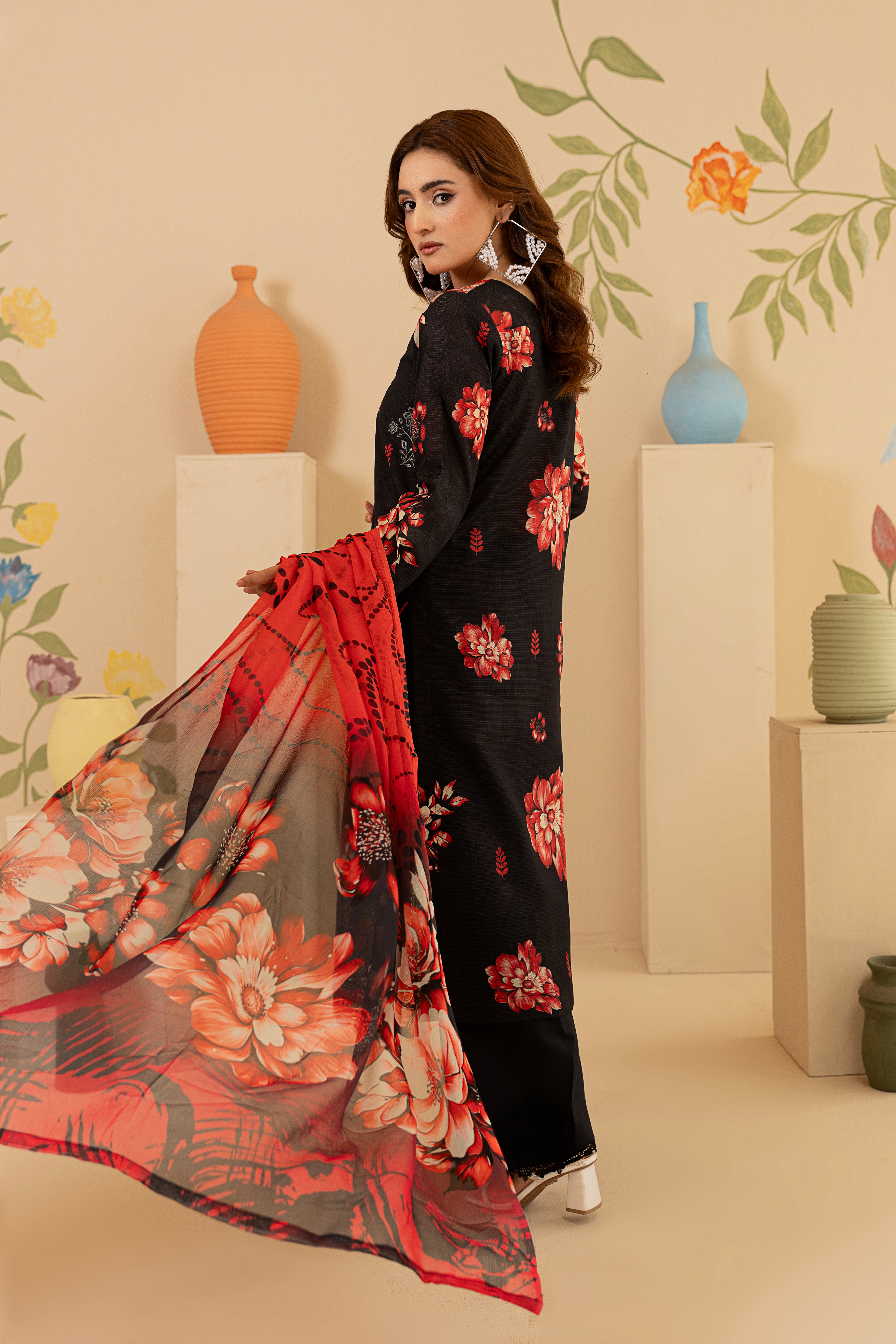 3 PIECE - UNSTITCHED EMBROIDERED LAWN SUIT