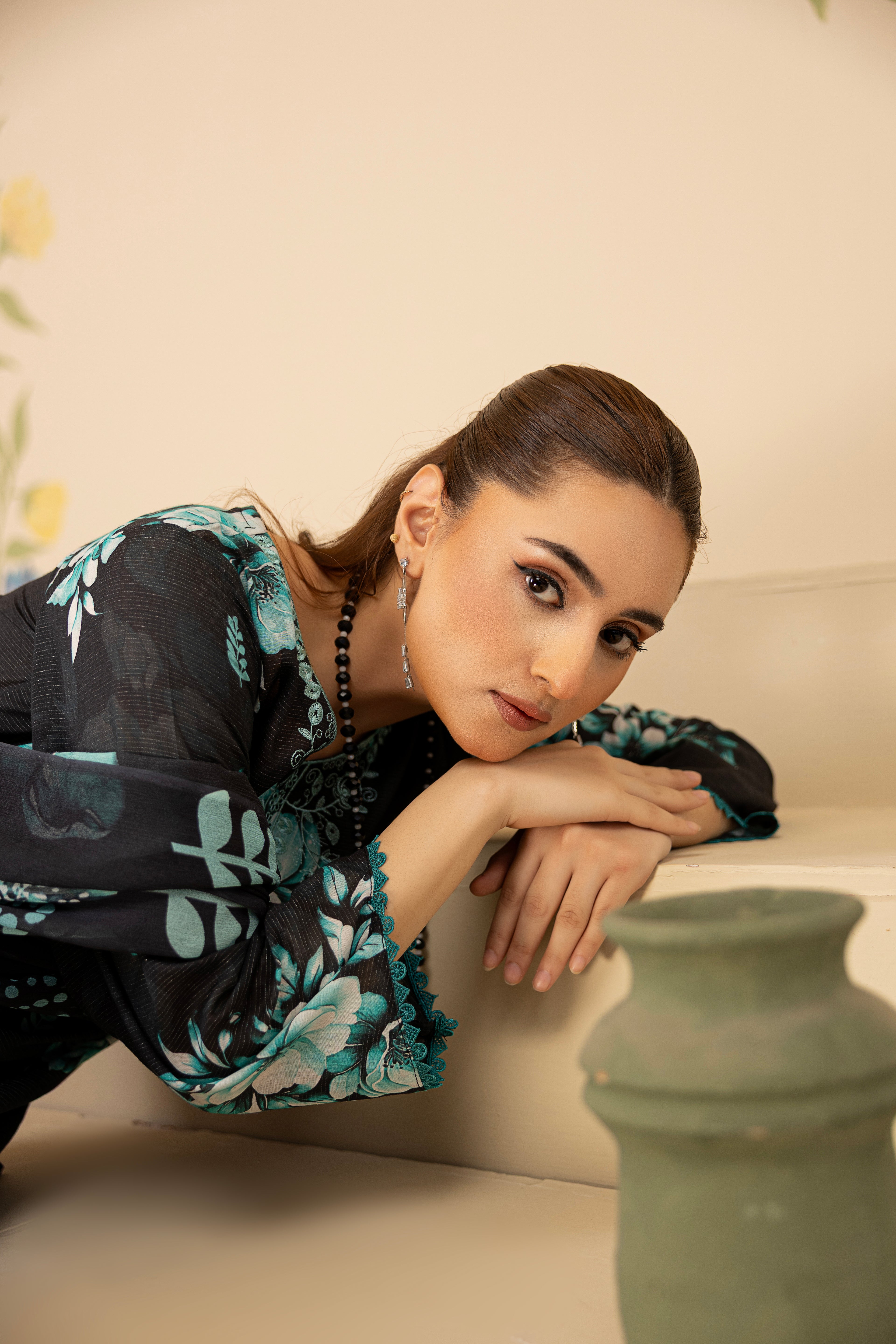 3 PIECE - UNSTITCHED EMBROIDERED LAWN SUIT