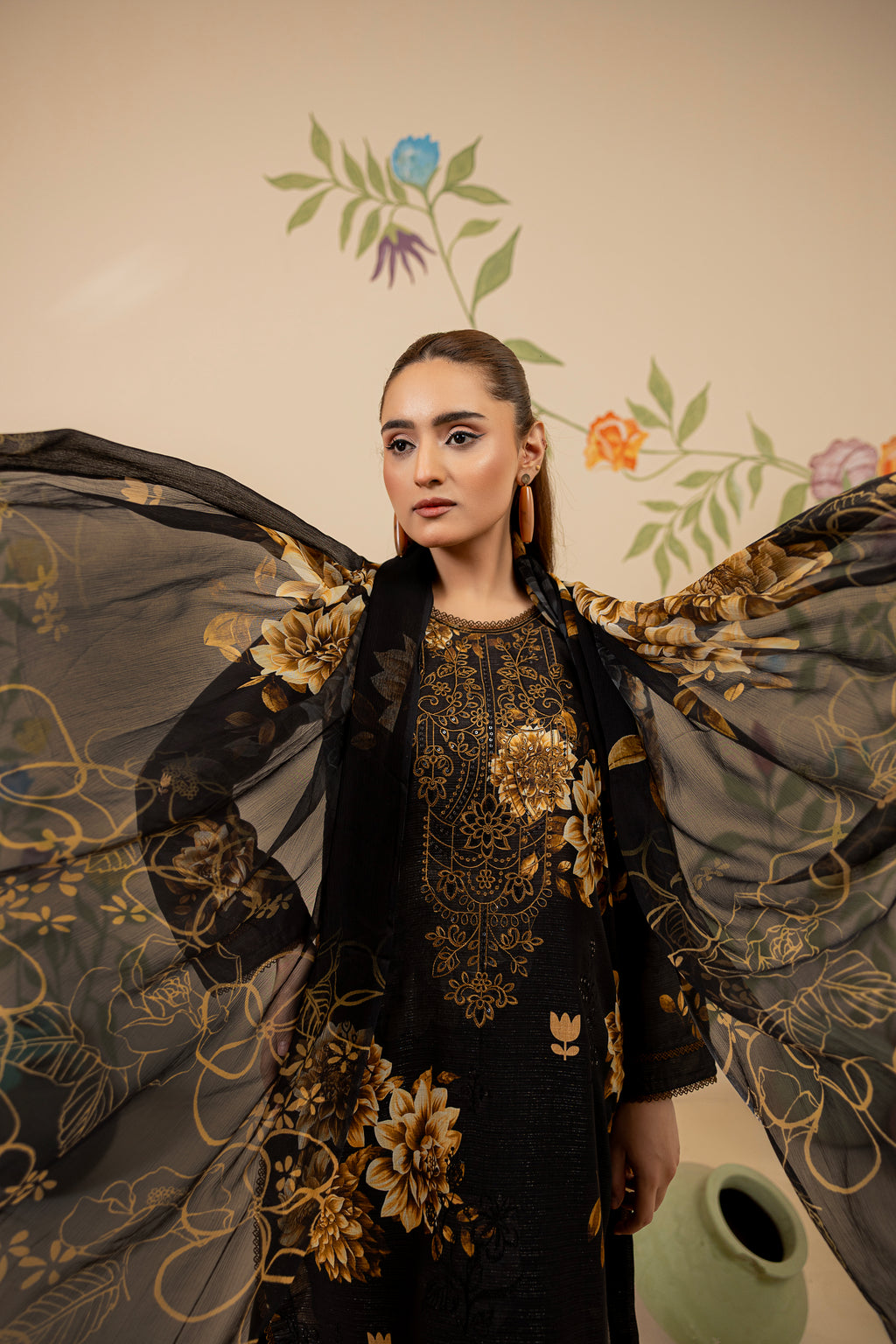 3 PIECE - UNSTITCHED EMBROIDERED LAWN SUIT
