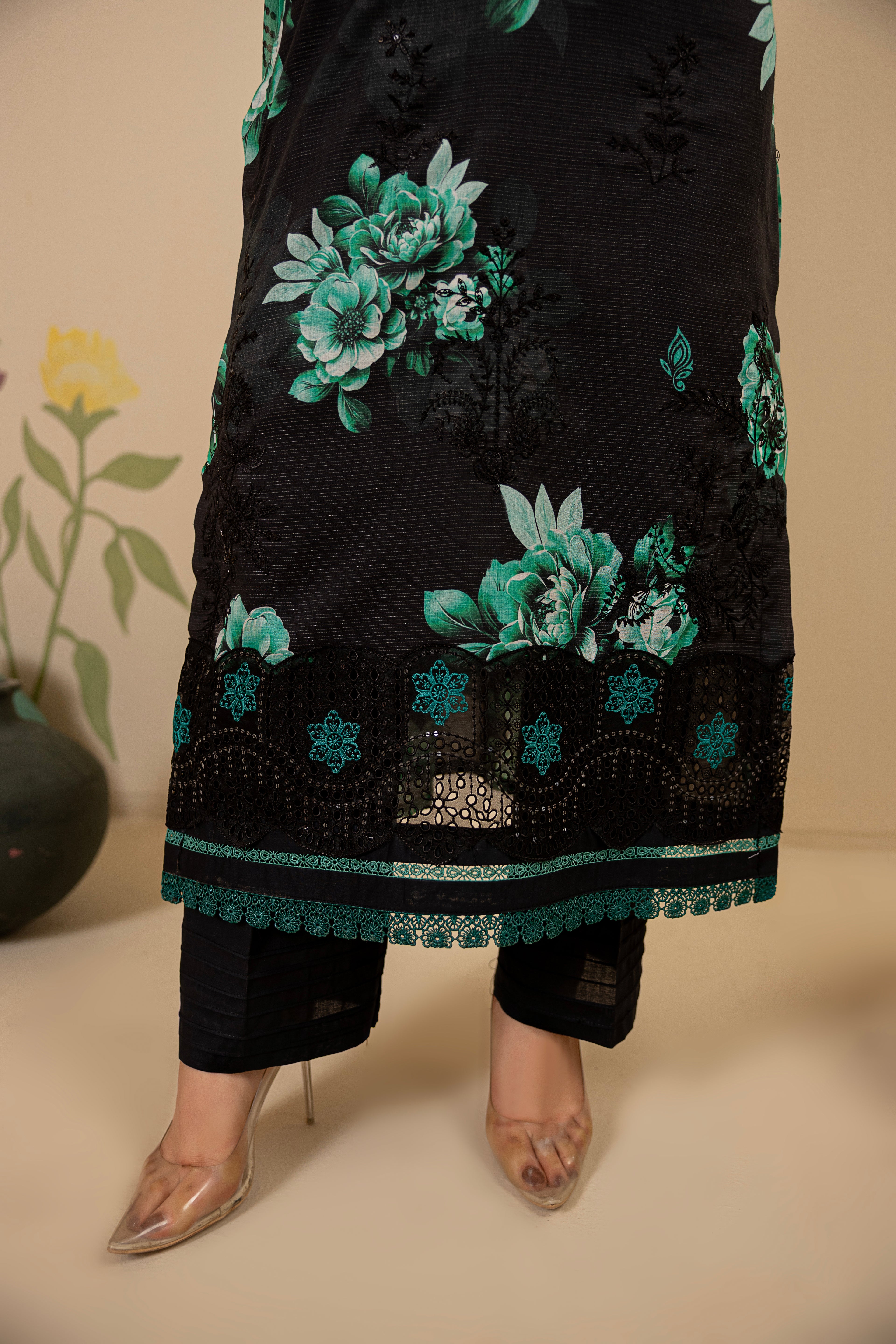 3 PIECE - UNSTITCHED EMBROIDERED LAWN SUIT