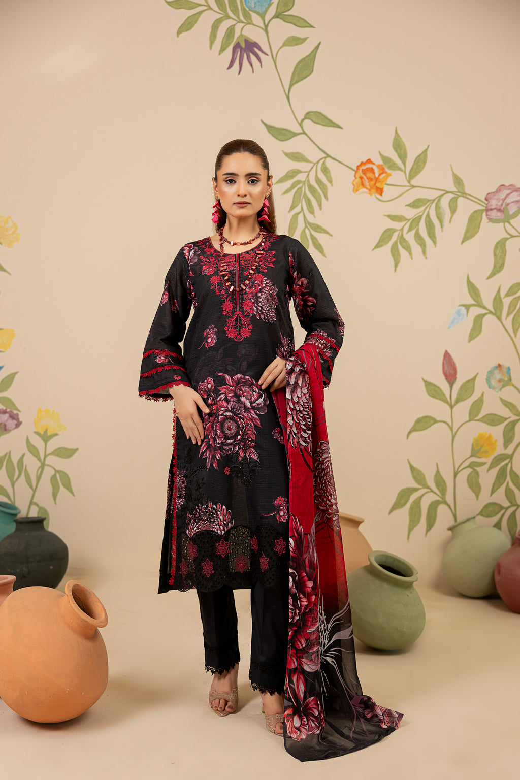 3 PIECE - UNSTITCHED EMBROIDERED LAWN SUIT