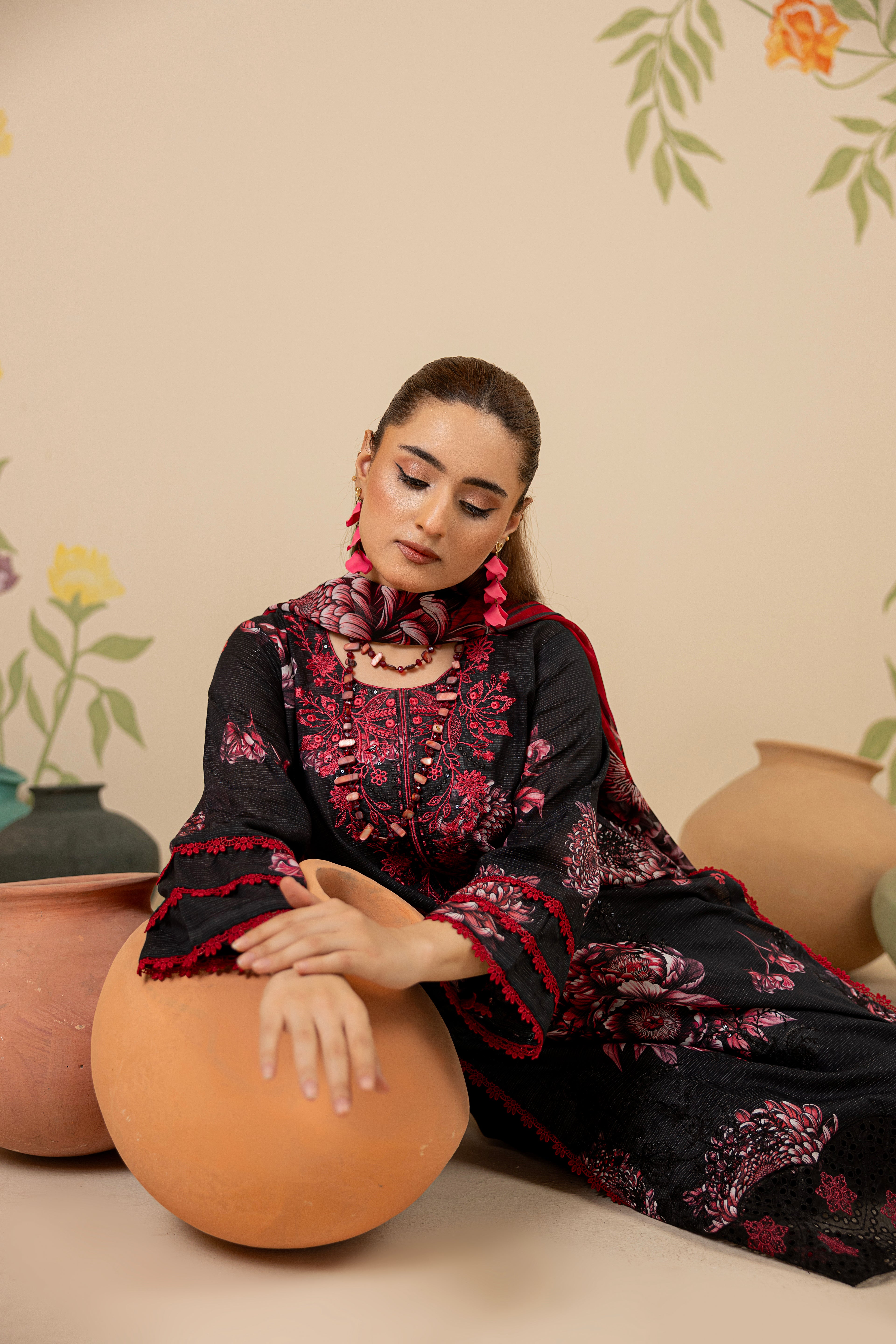 3 PIECE - UNSTITCHED EMBROIDERED LAWN SUIT