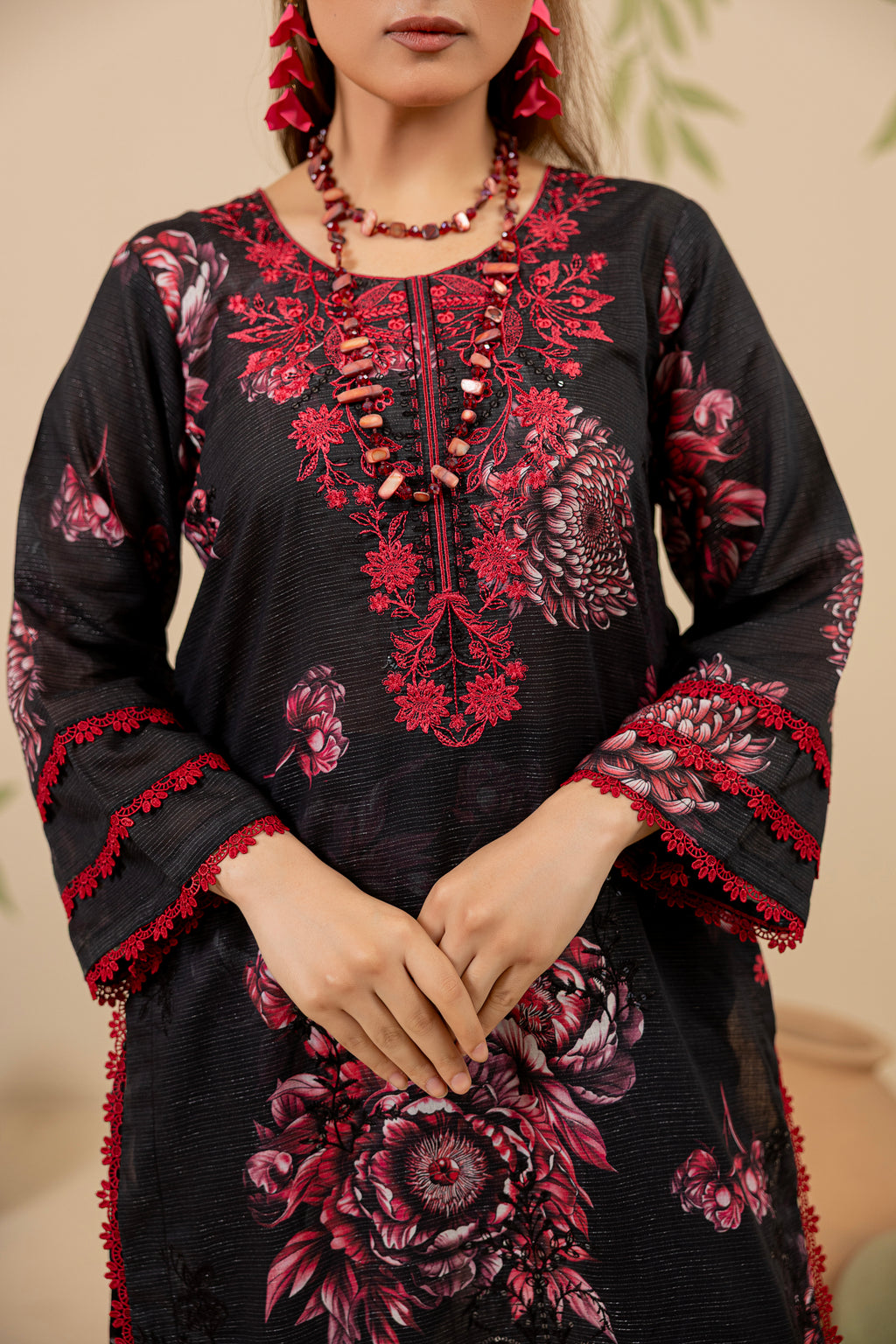 3 PIECE - UNSTITCHED EMBROIDERED LAWN SUIT