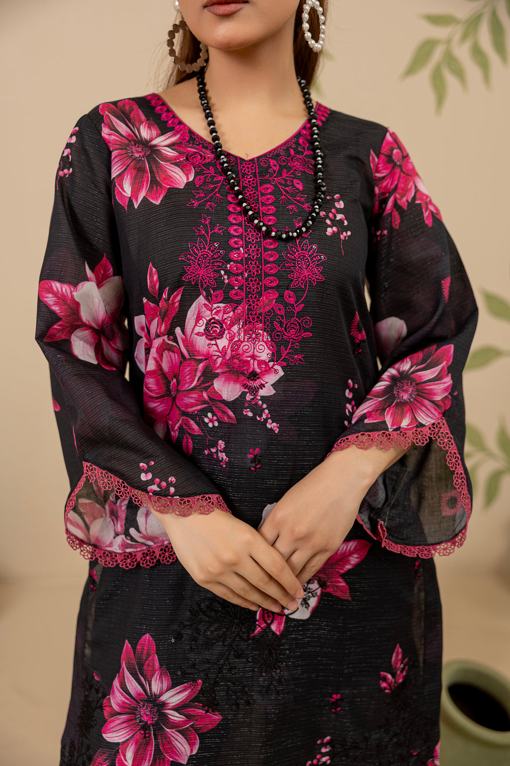 3 PIECE - UNSTITCHED EMBROIDERED LAWN SUIT