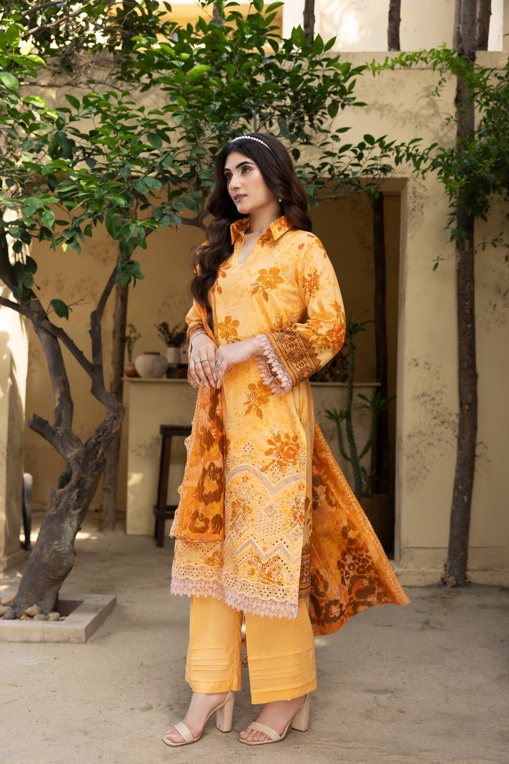 BIN NAEEM Royal Embroidery Vol-01 | 3 Piece Unstitched Cambric Suit