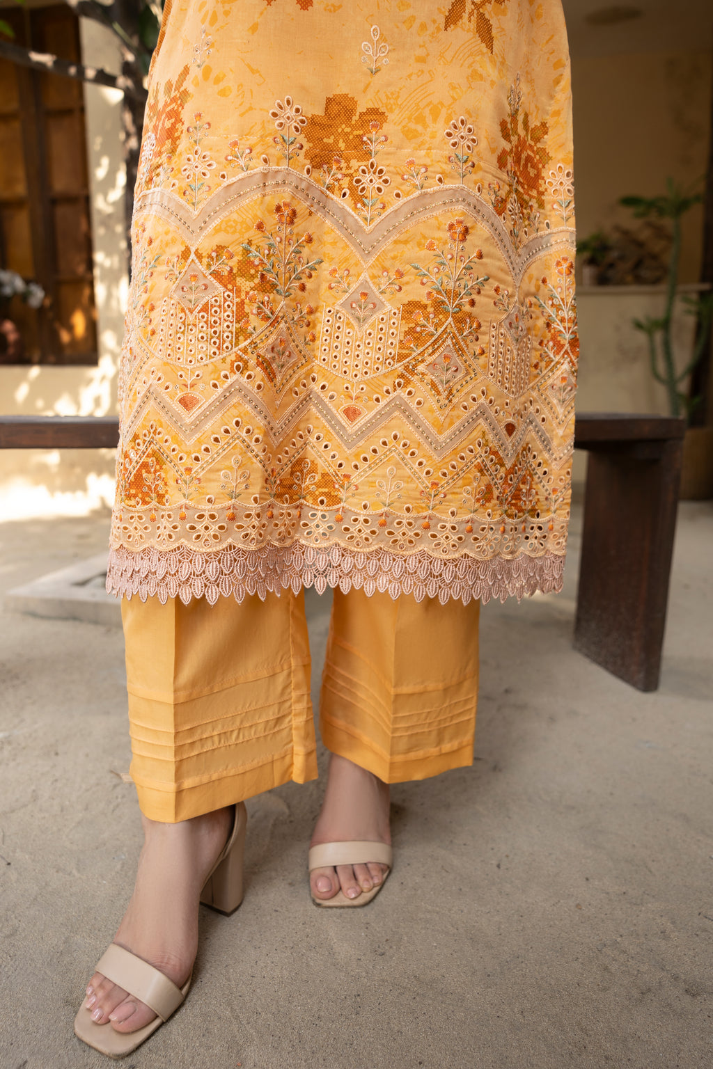 BIN NAEEM Royal Embroidery Vol-01 | 3 Piece Unstitched Cambric Suit