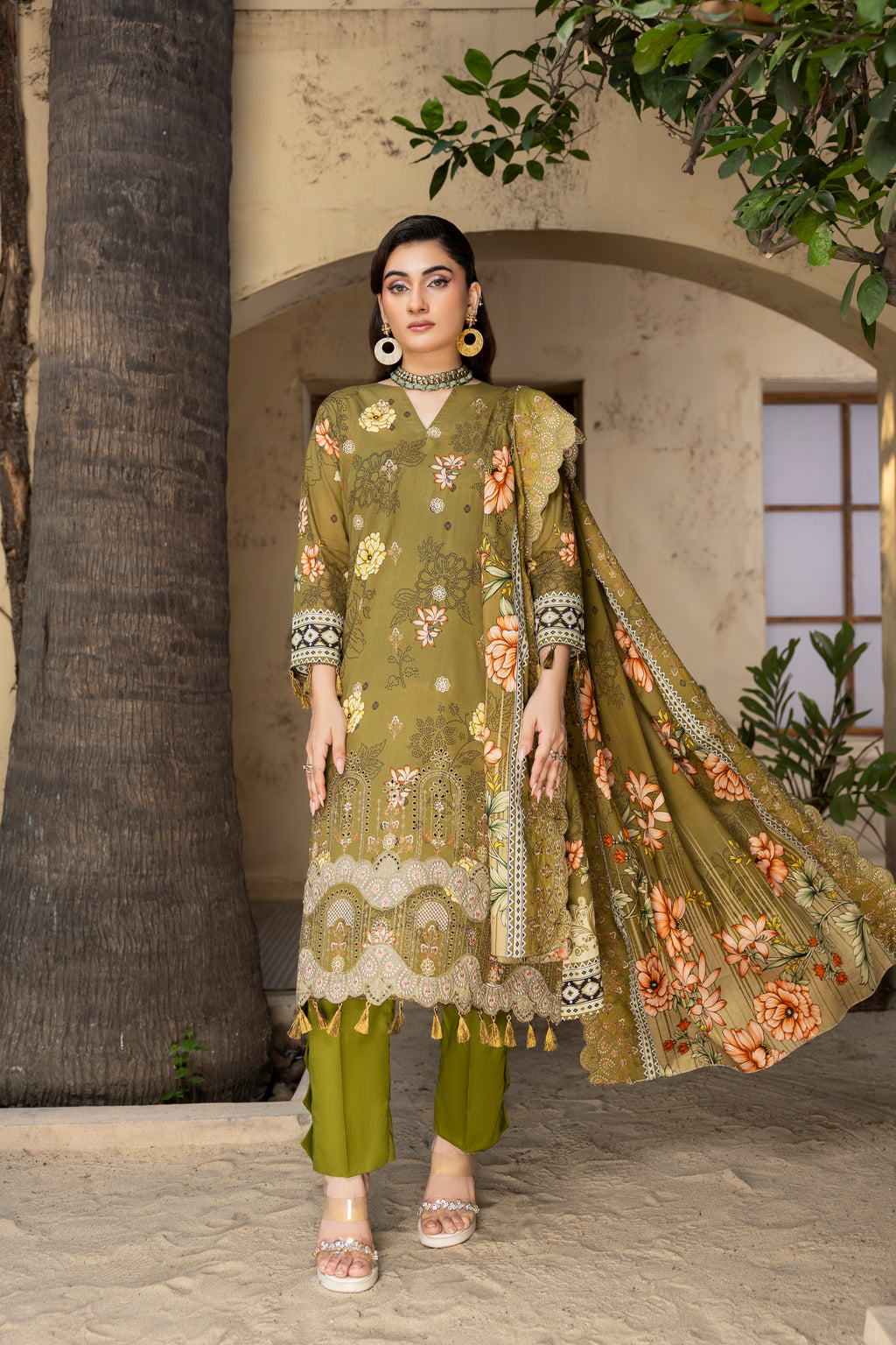 BIN NAEEM Royal Embroidery Vol-01 | 3 Piece Unstitched Cambric Suit
