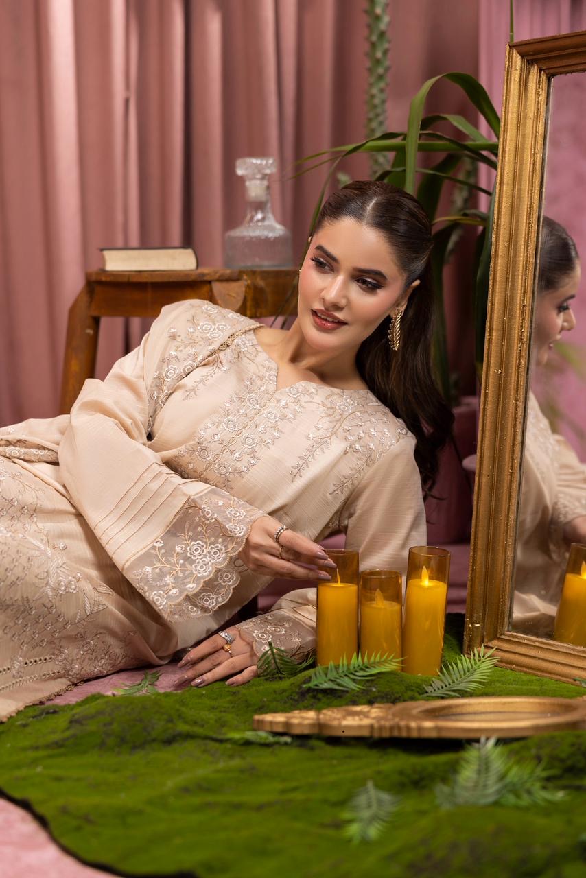 3 PIECE - EMBROIDERED LAWN SUIT