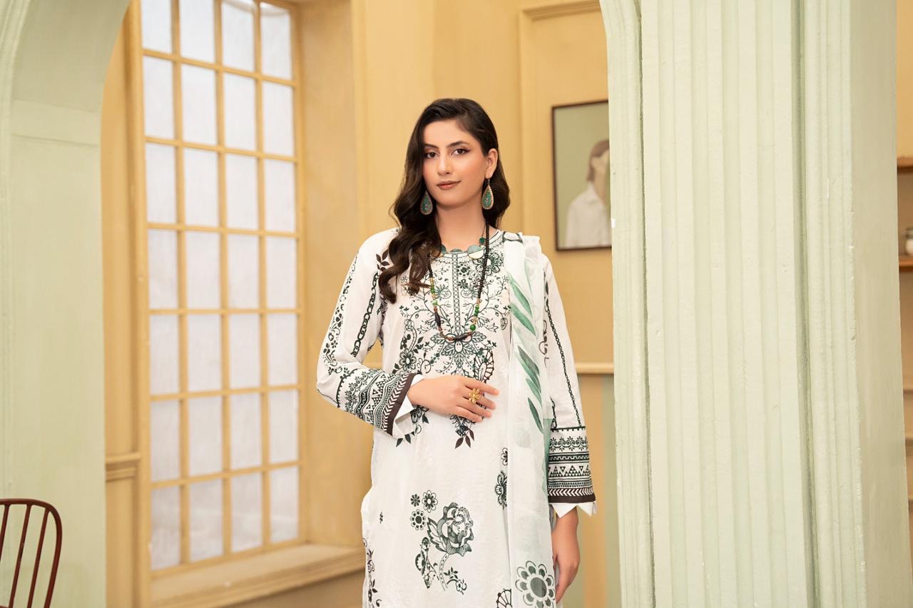 3 PIECE - EMBROIDERED LAWN SUIT