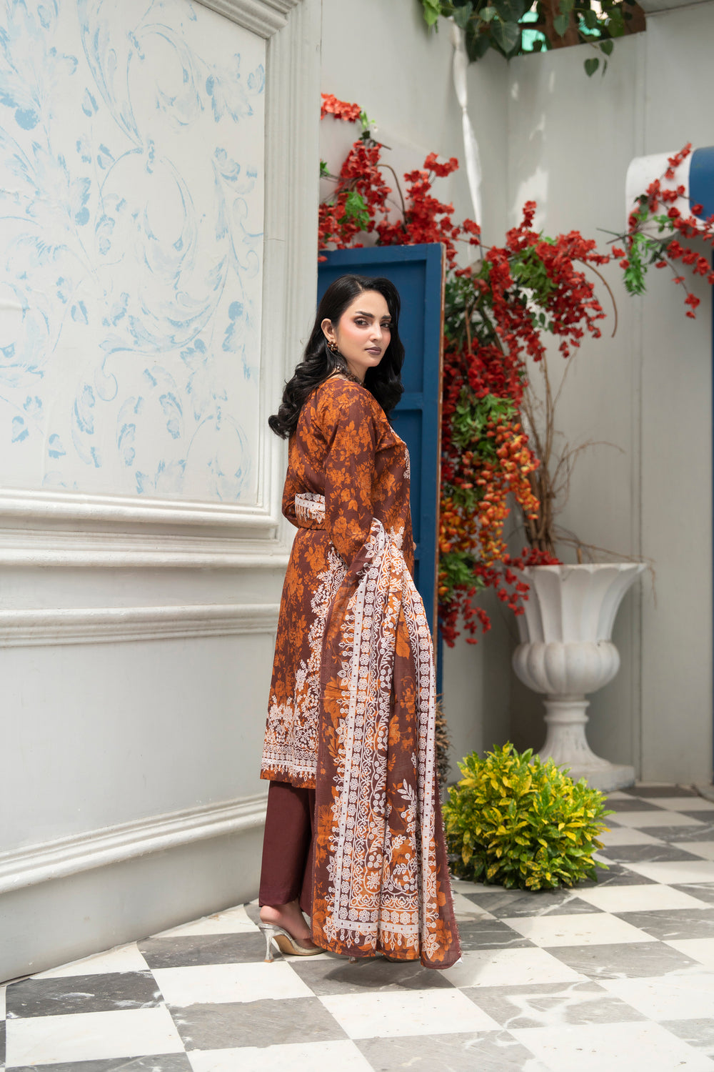 Bin Naeem Platinum Vol-69 Article 01 | 3 Piece Unstitched Lawn Suit