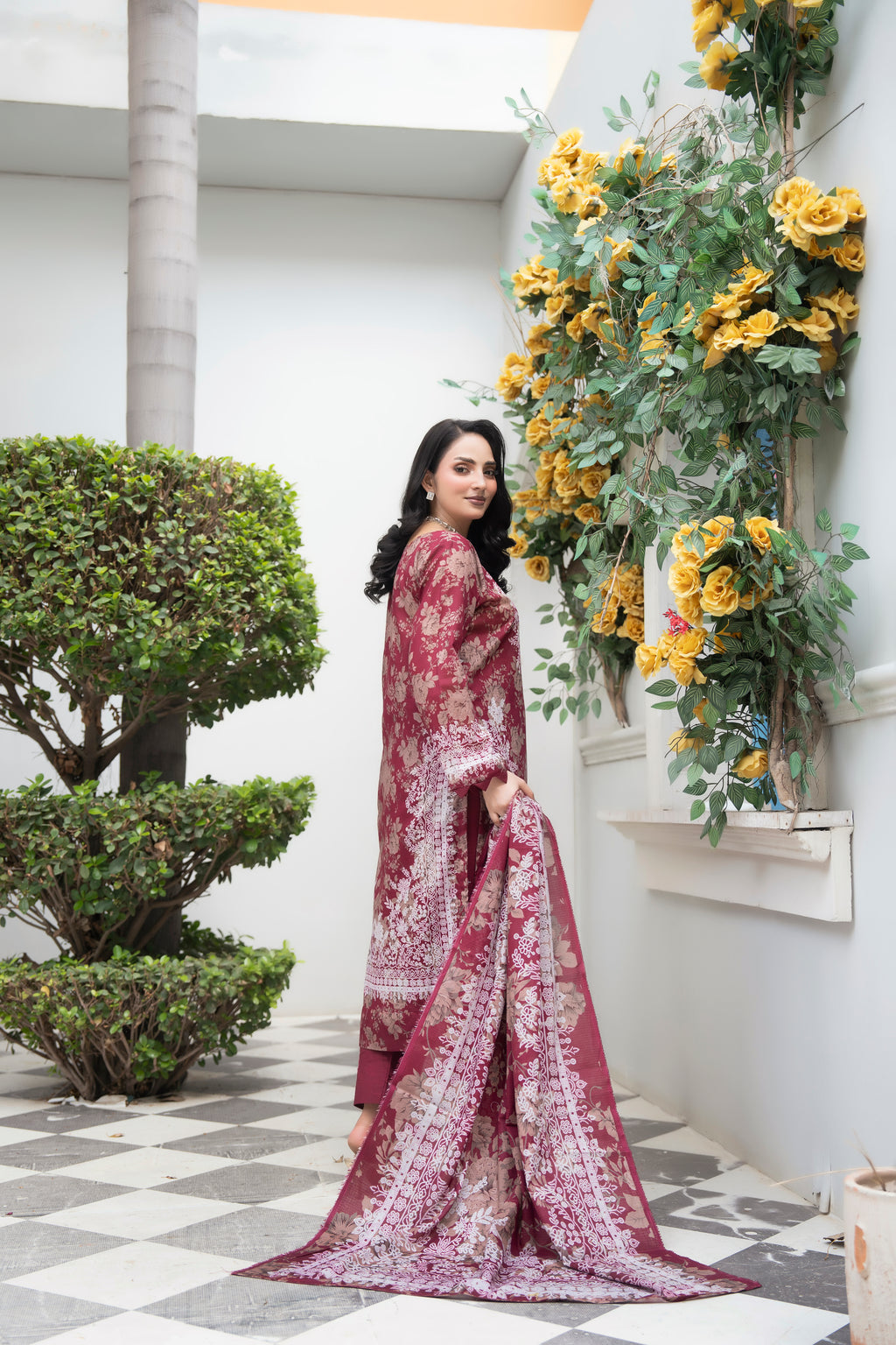 Bin Naeem Platinum Vol-69 Article 05 | 3 Piece Unstitched Lawn Suit