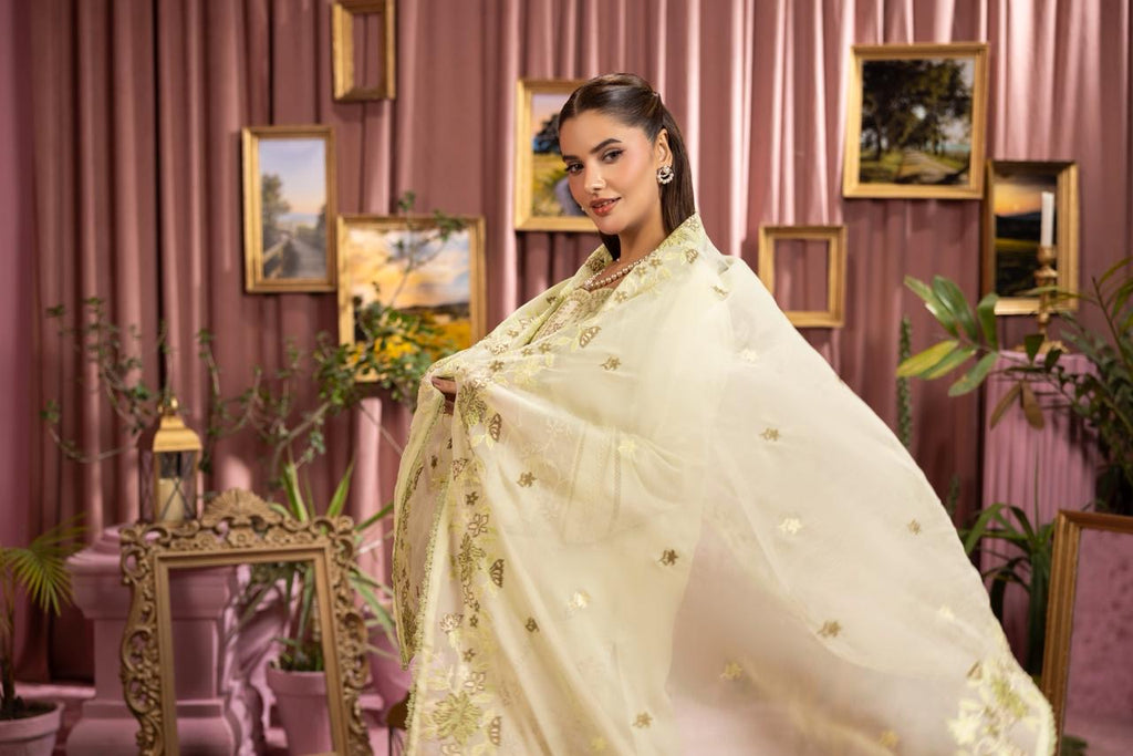 3 PIECE - EMBROIDERED LAWN SUIT