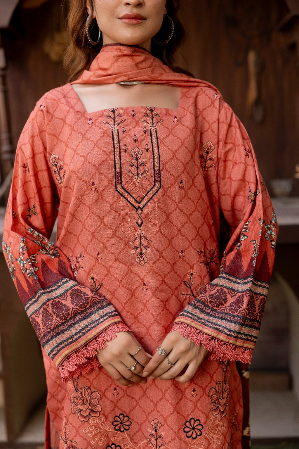 Azura Karandi 3 Piece Unstitched Suit