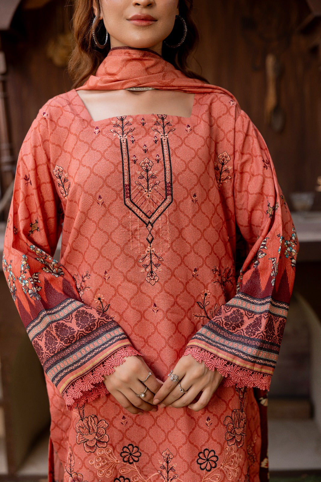 Azura Karandi 3 Piece Unstitched Suit