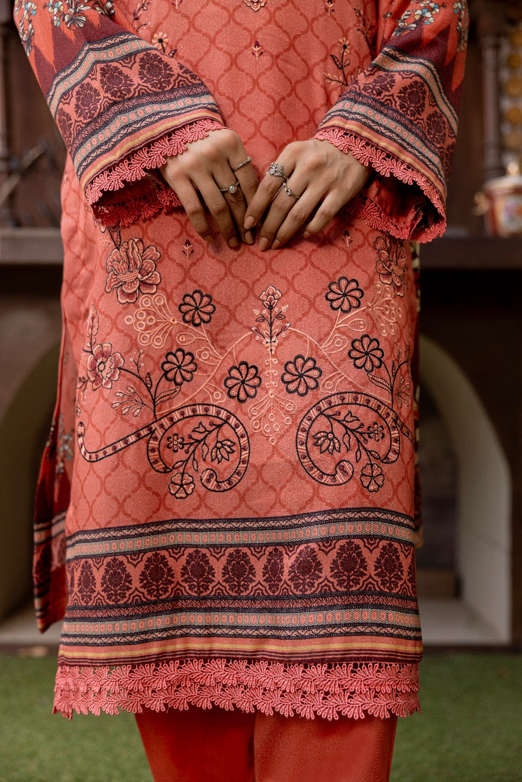 Azura Karandi 3 Piece Unstitched Suit