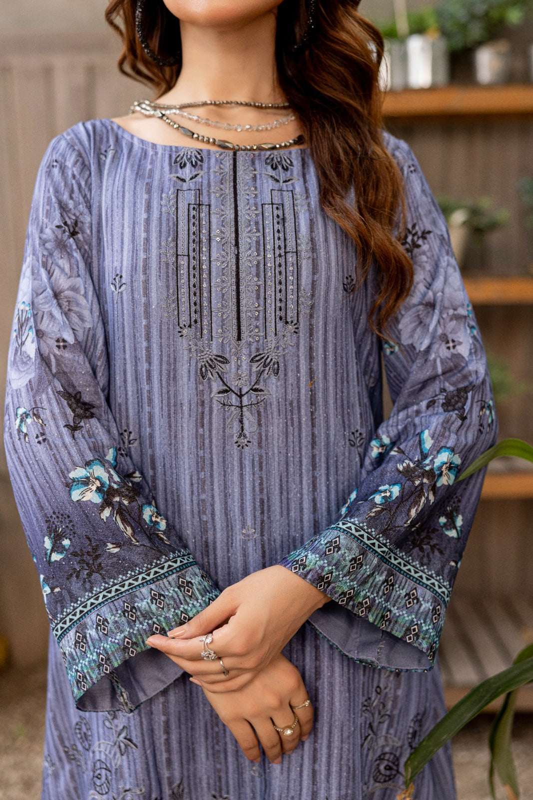Azura Karandi 3 Piece Unstitched Suit