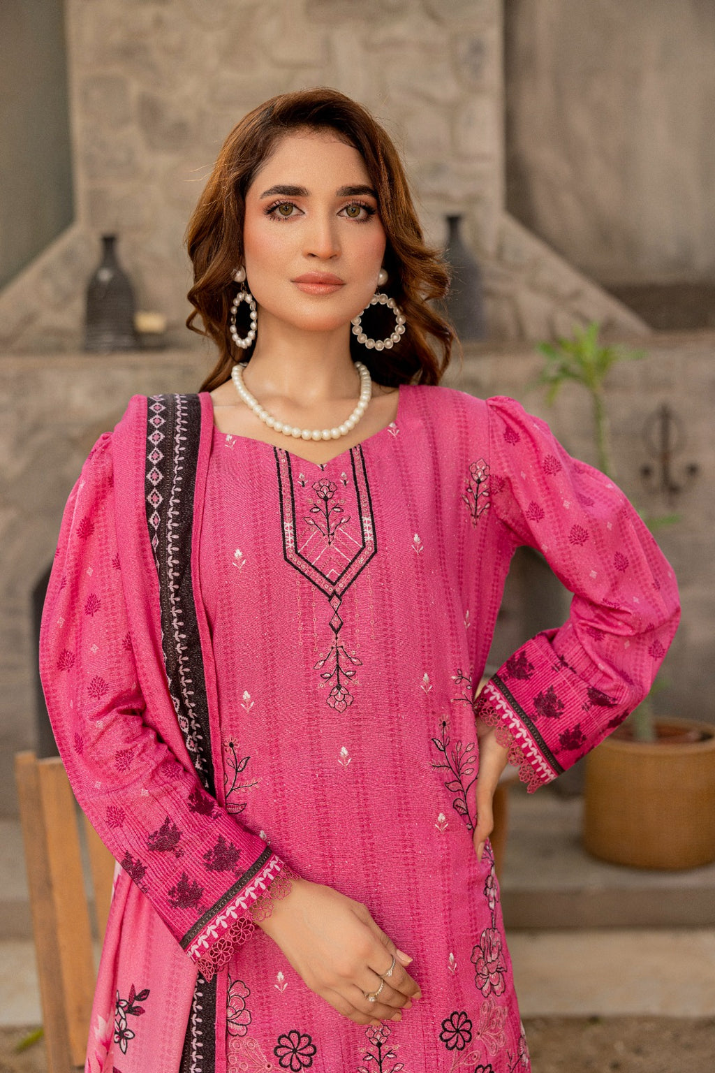 Azura Karandi 3 Piece Unstitched Suit