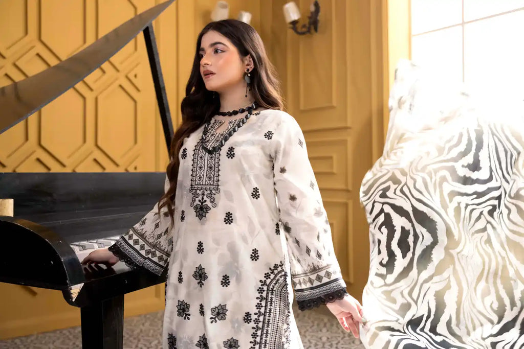 3 PIECE - EMBROIDERED LAWN SUIT